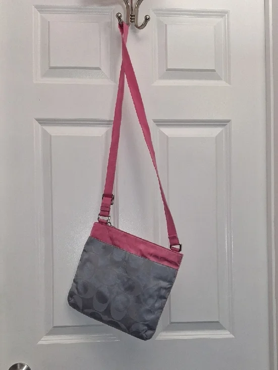 Coach Pink Signature Crossbody with Turquoise Tag - Picture 5 of 5